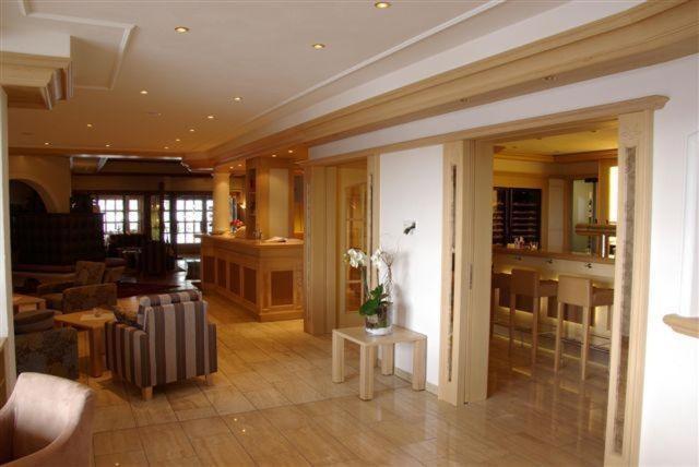 Hotel Schwanen Kaelberbronn Pfalzgrafenweiler Eksteriør billede